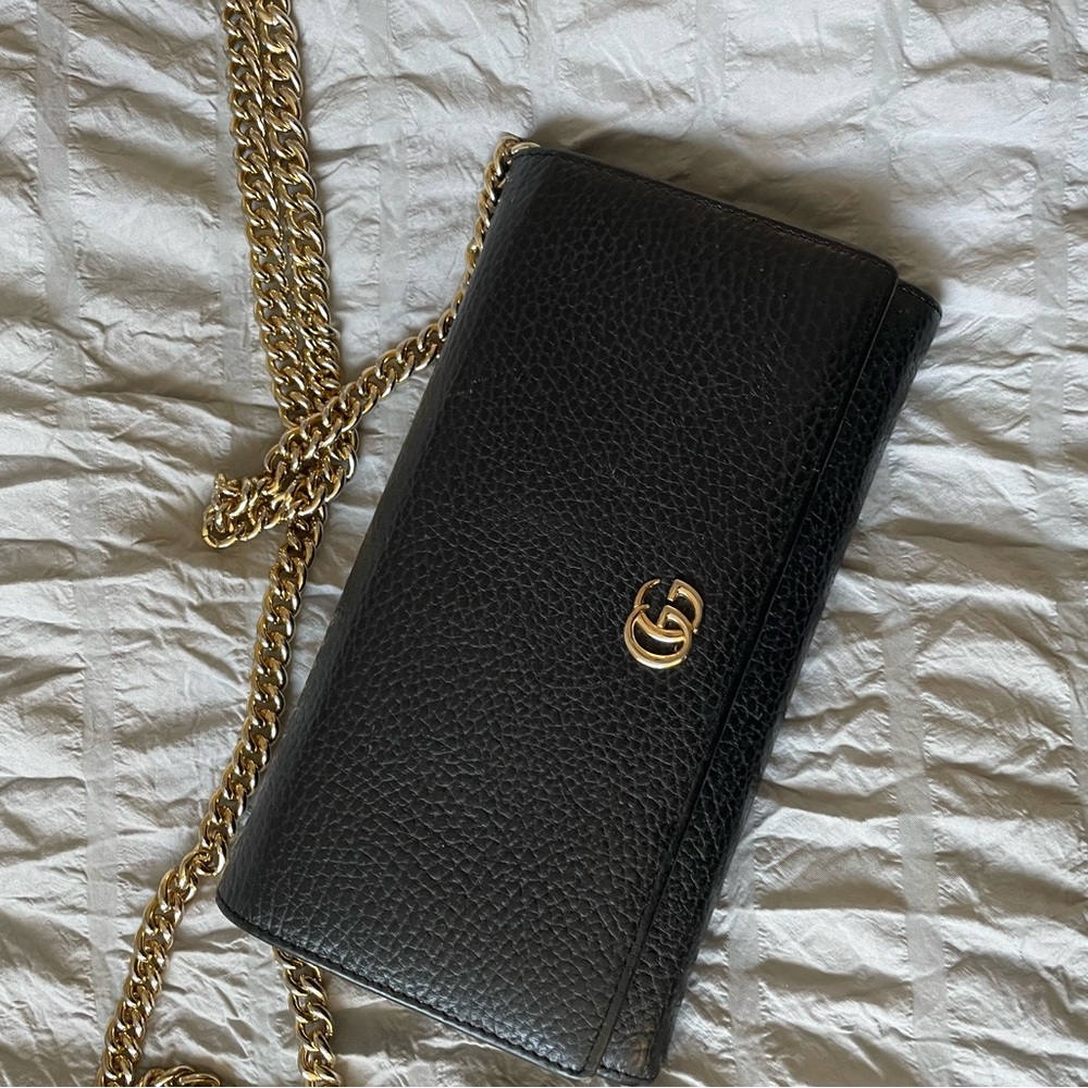 Gucci wallet on a chain